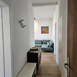 Sunrise Apartment *